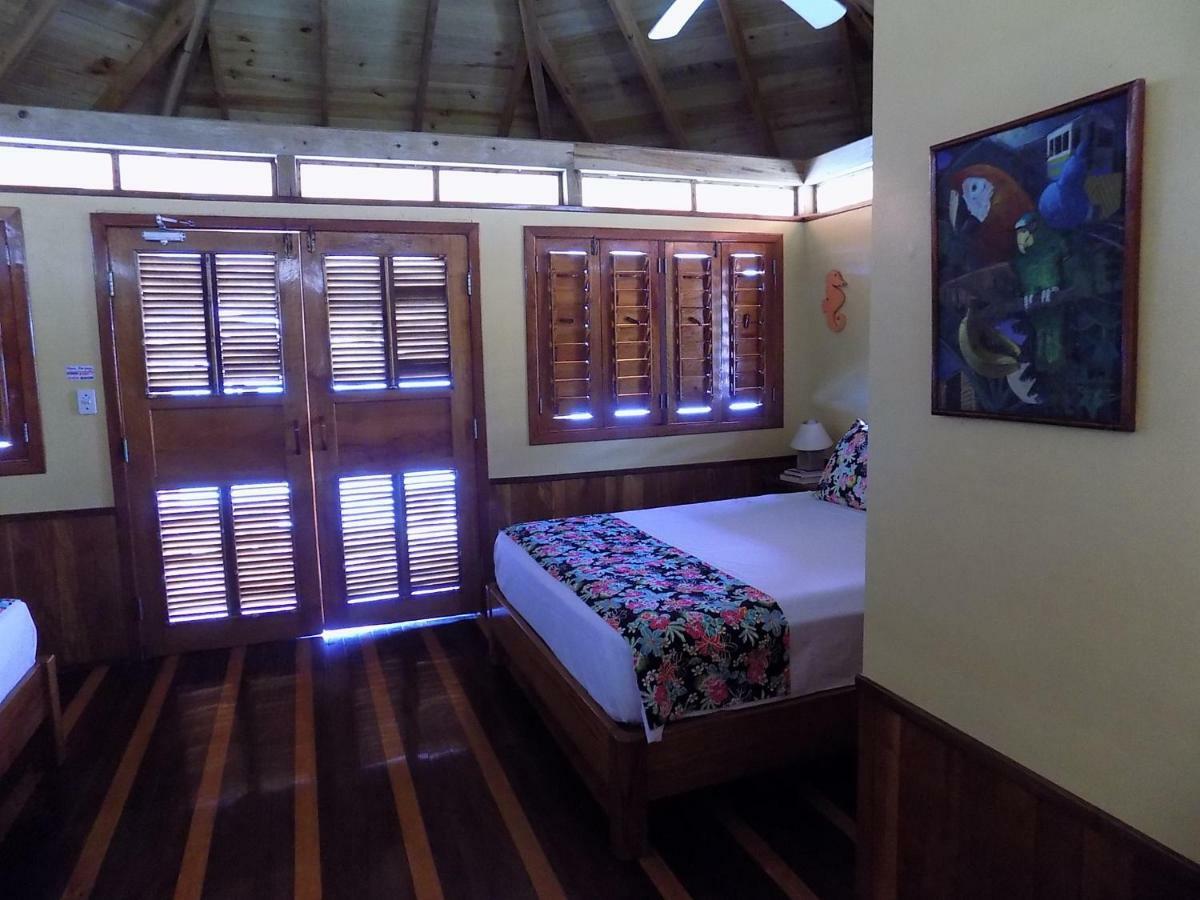 Mango Creek Lodge Порт-Ройал Экстерьер фото